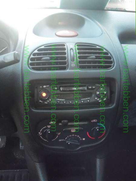 PEUGEOT 206