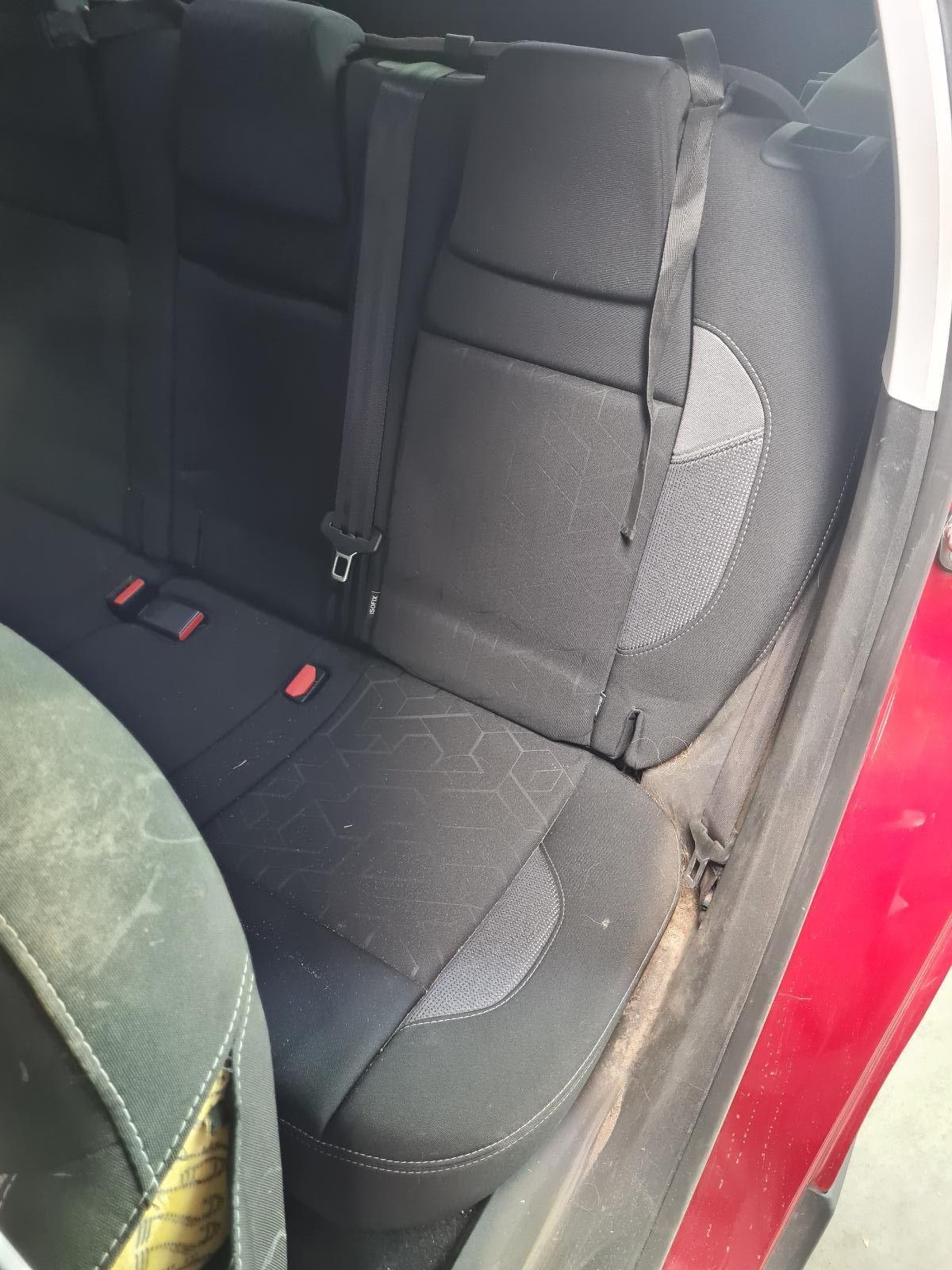 PEUGEOT 2008 cross over