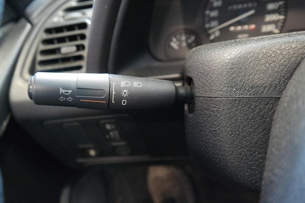 PEUGEOT 306