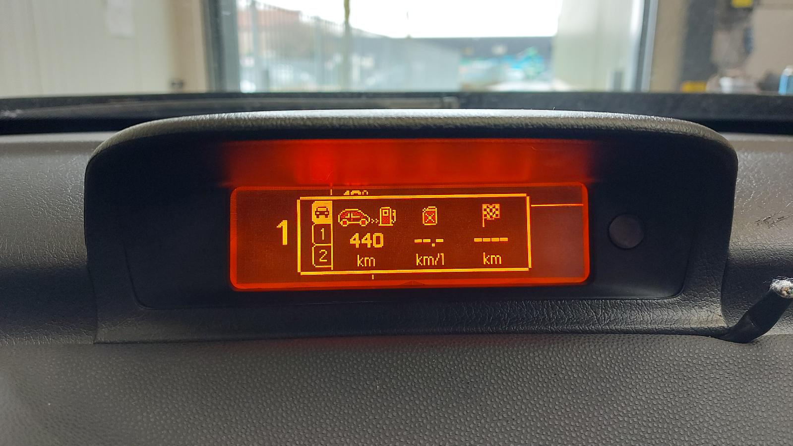 PEUGEOT 307 5DRS SEDAN