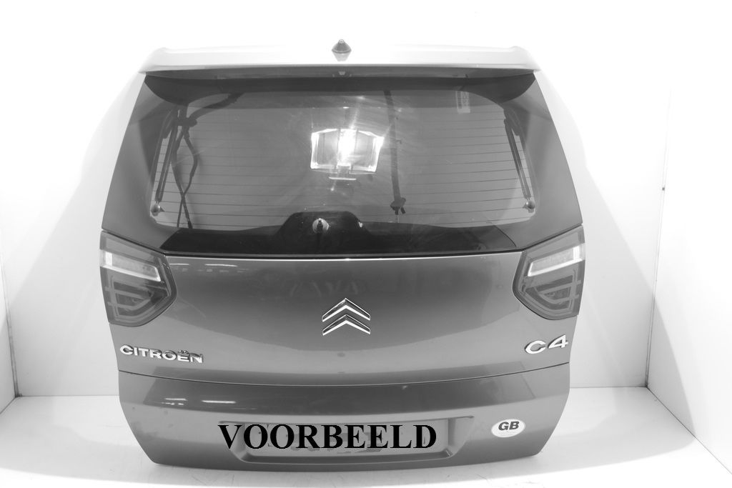 5-PERSOONS/ FAMILIALE/ +KLAPRUIT/ ZIE.8701W8 + RUIT 8744GN