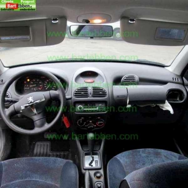 PEUGEOT 206 1.4 XT AUT