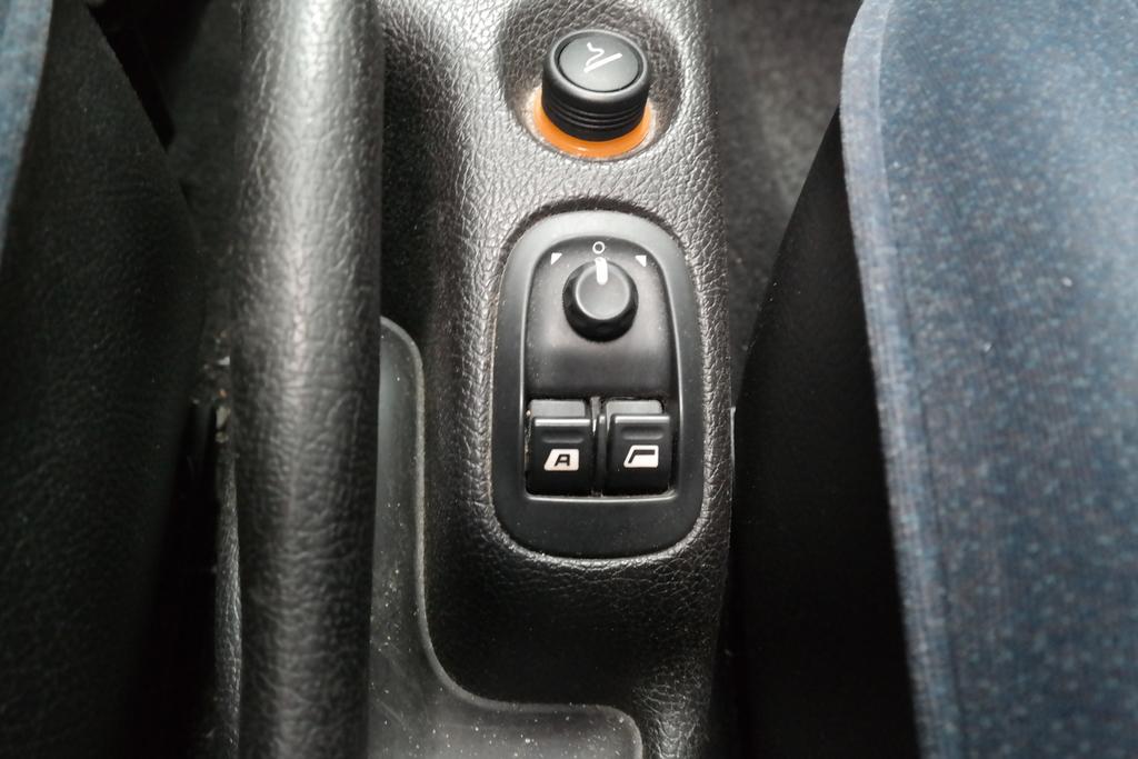 PEUGEOT 206 1.6 16V GENTRY