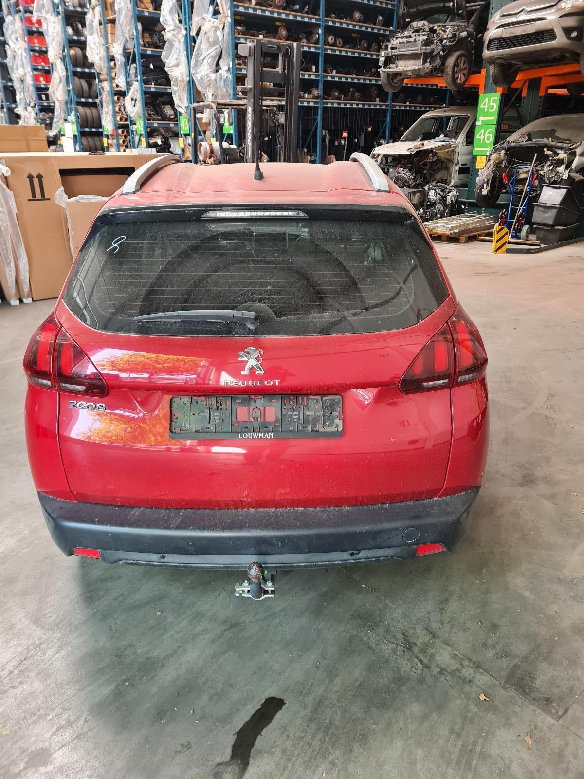 PEUGEOT 2008 cross over