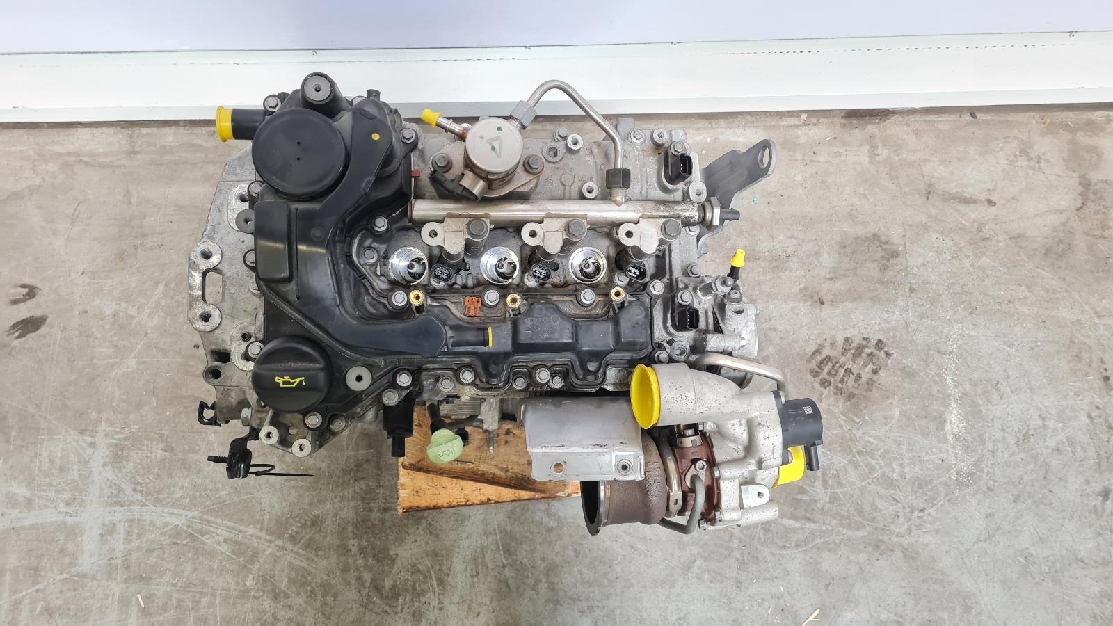 HN05 MET GROENE PEILSTOK MET TURBO TYPE MET DUMPVALVE 9825982080 RP 9836081180 1654509180 MET BRANDSTOF POMP 9812133780 HN05 10XVAE 0046327 1627638180 1627638280