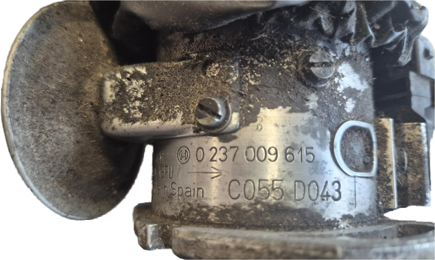 !BOSCH 983 JFU4 0237009615 C055 D043 MET VERDELERKAP MET BOUGIEKABELS MET ONTSTEKINGS MODULE !!!VACUUM CAPSULE KAPOT!!! 5900H3