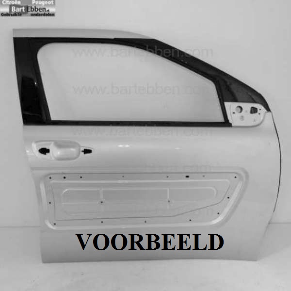 ONGESPOTEN A2, KALE DEUR. KLEIN DEUKJE EN KRASSEN. 9801012880