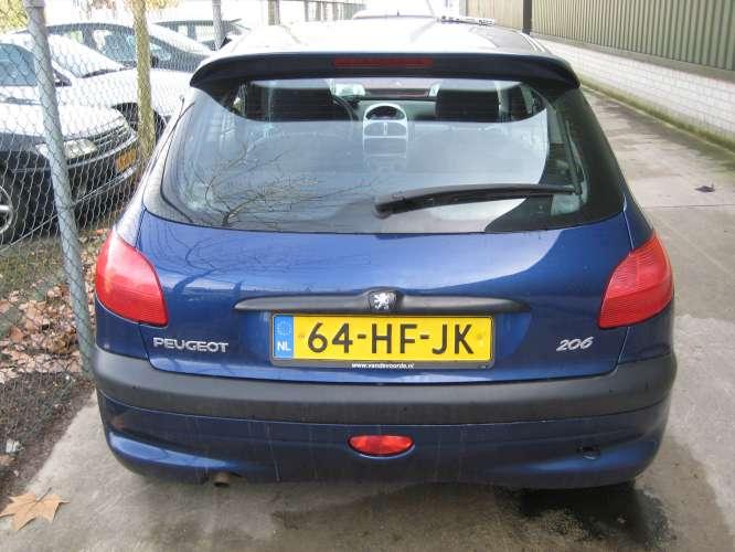 PEUGEOT 206 1.4 XR