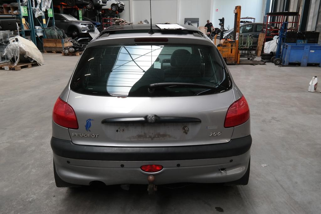 PEUGEOT 206 1.6 16V GENTRY