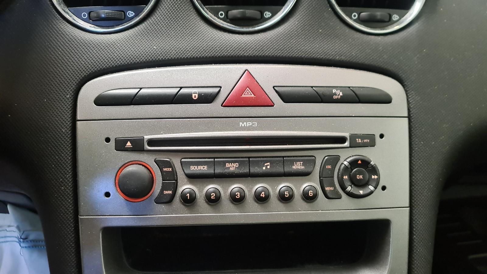PEUGEOT 308 5DRS SEDAN