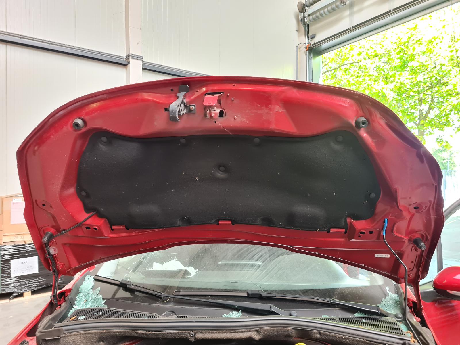 PEUGEOT 2008 cross over