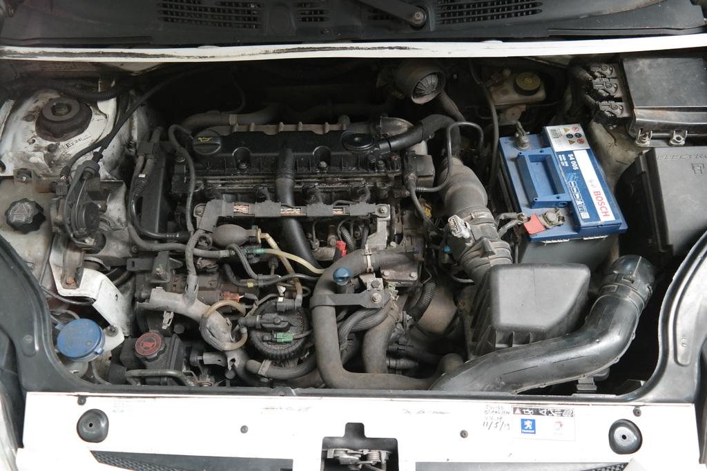 PEUGEOT PARTNER BESTELWAGEN