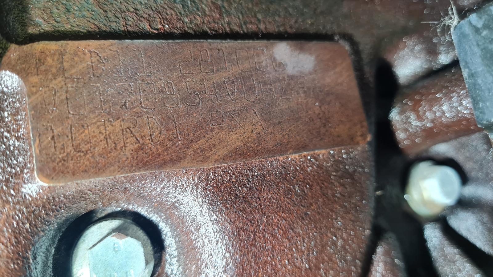 FLD11 281006 0120854 UHZ 00TRD1 MET TURBO'S HONEYWELL ACHTER 0375K3 1651970680 NFP VOOR 0375K4 1651970780 NFP MET DIESELPOMP SIEMENS 1920HJ 1921P1 NFP MET VERSTUIVERS SIEMENS 1980H1 NFP 1980AC UHZ DT17TED4 0135JT 1629119080