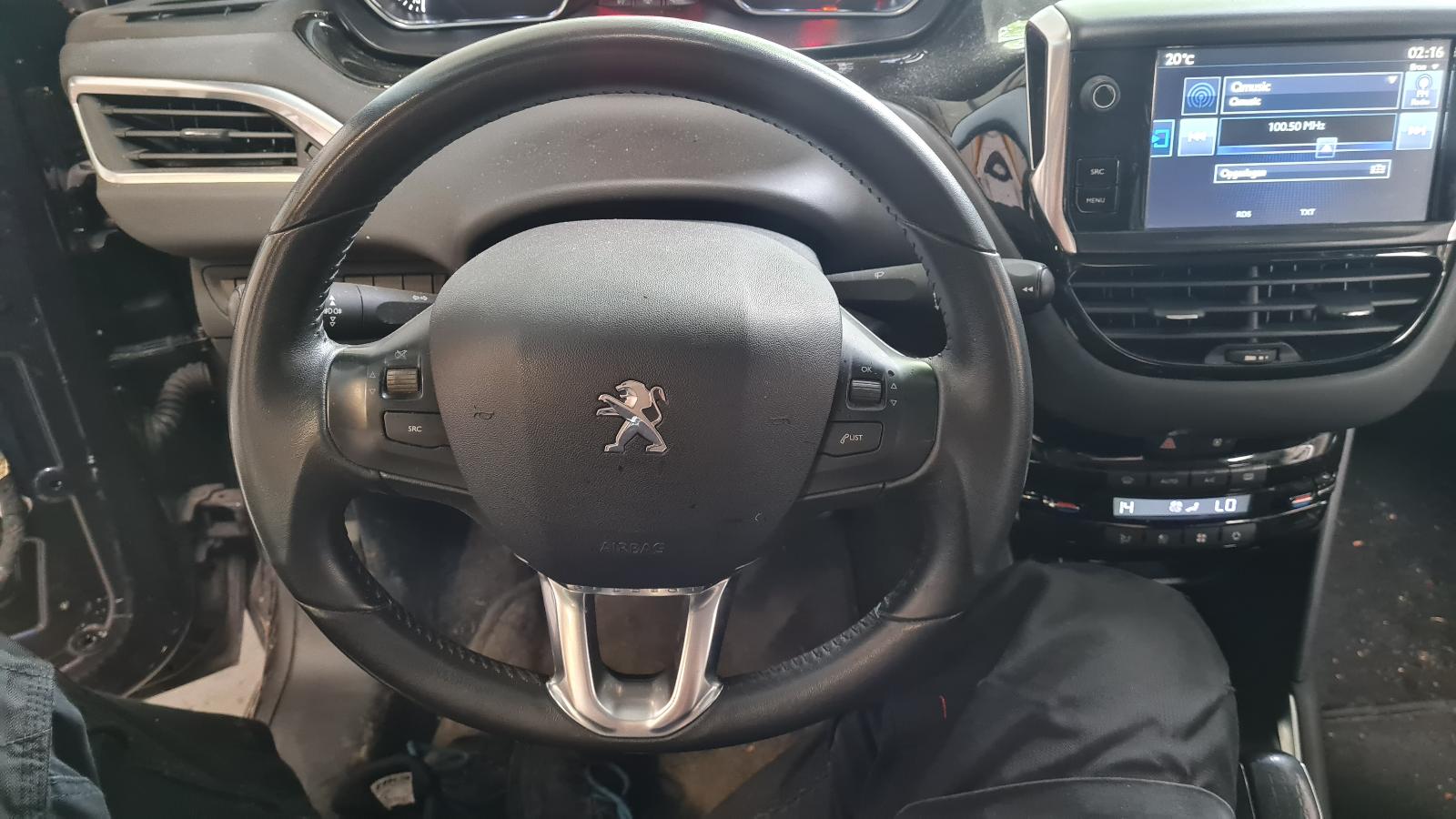 PEUGEOT 208 5 DRS BERLINE