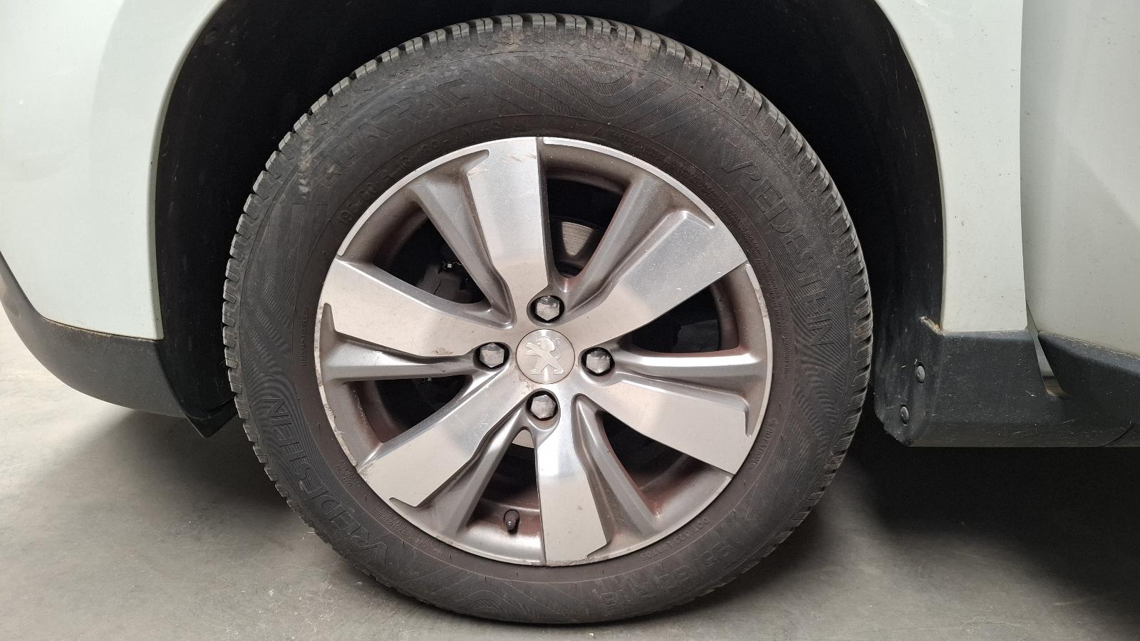 PEUGEOT 2008 2008 (A84F) CROSS-OVER 5 DRS