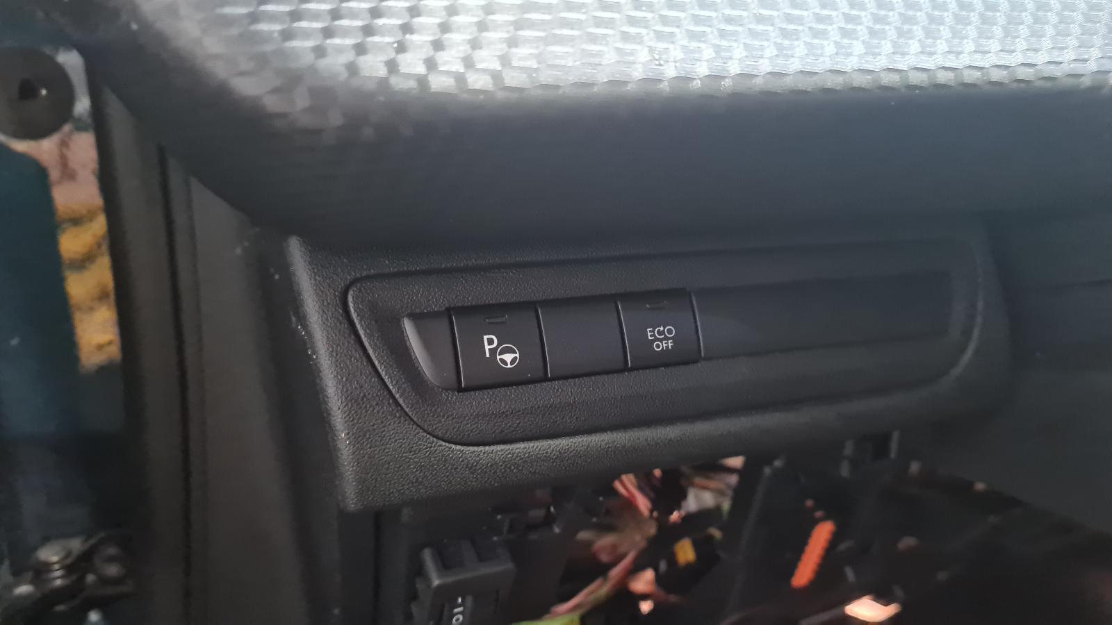 PEUGEOT 2008 2008 (A94F) CROSS OVER