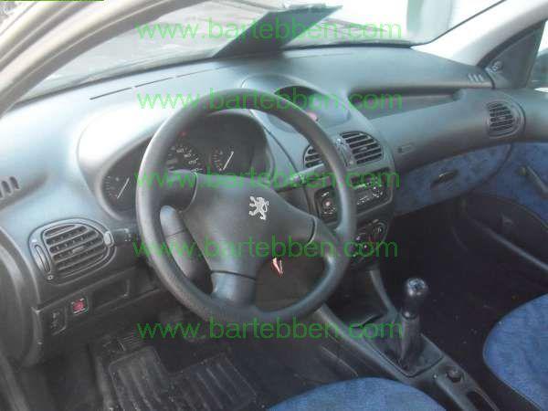 PEUGEOT 206