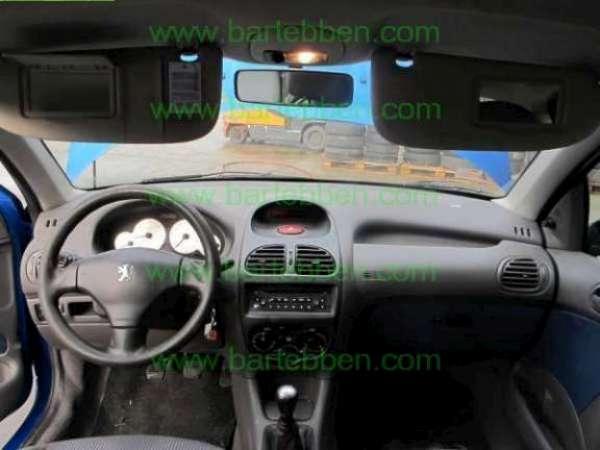 PEUGEOT 206 1.4 HDI XR