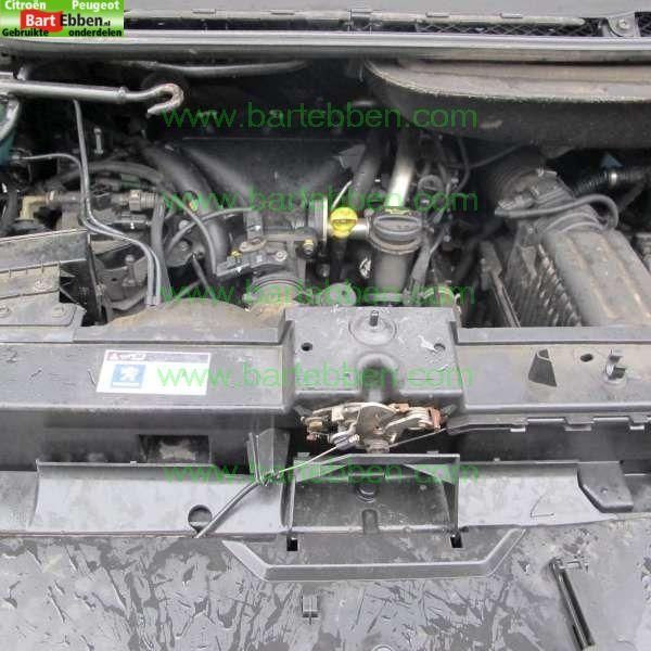 PEUGEOT 807 2.016V HDI