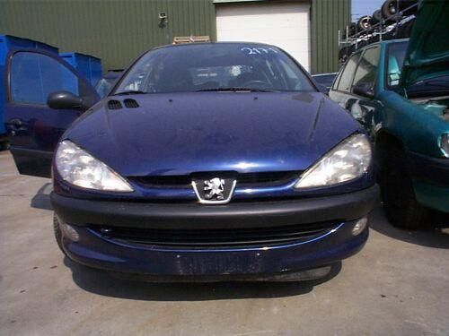 PEUGEOT 206 1.4 AUTO