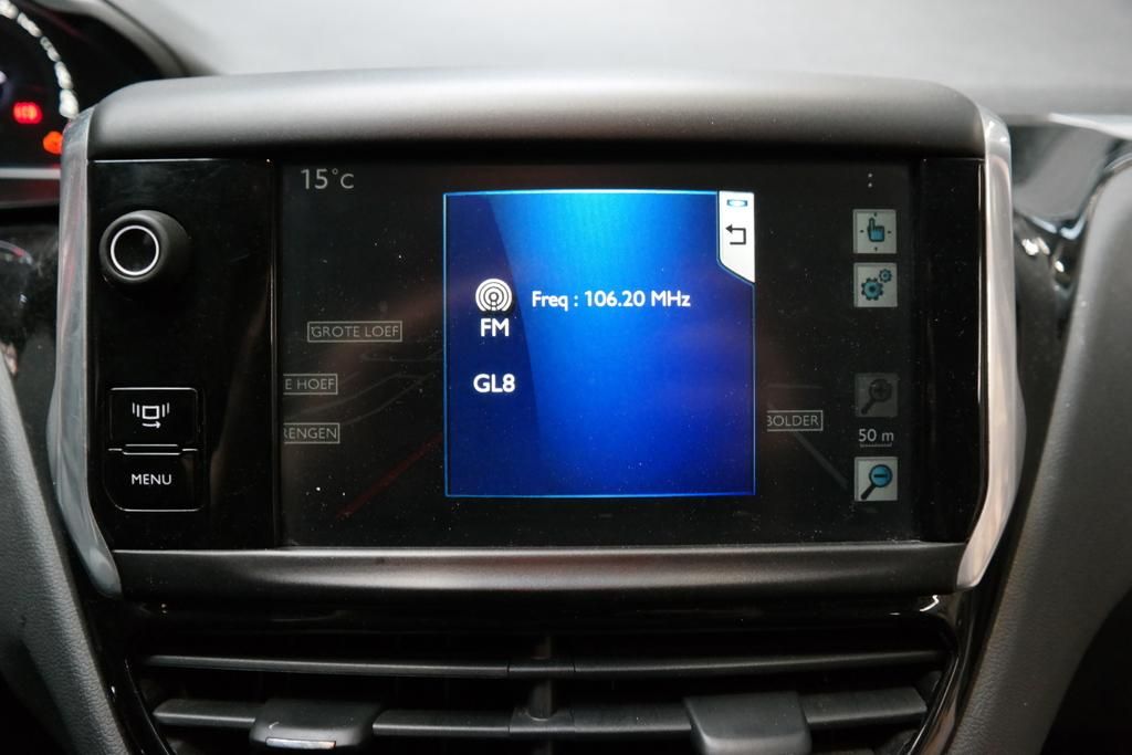 PEUGEOT 208 BERLINE 1.2 VTI EB2