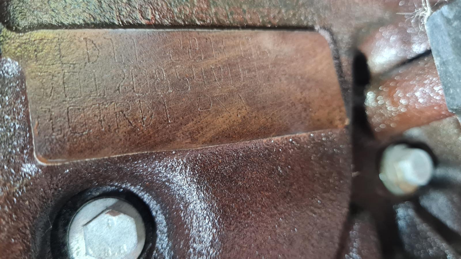 FLD11 281006 0120854 UHZ 00TRD1 MET TURBO'S HONEYWELL ACHTER 0375K3 1651970680 NFP VOOR 0375K4 1651970780 NFP MET DIESELPOMP SIEMENS 1920HJ 1921P1 NFP MET VERSTUIVERS SIEMENS 1980H1 NFP 1980AC UHZ DT17TED4 0135JT 1629119080