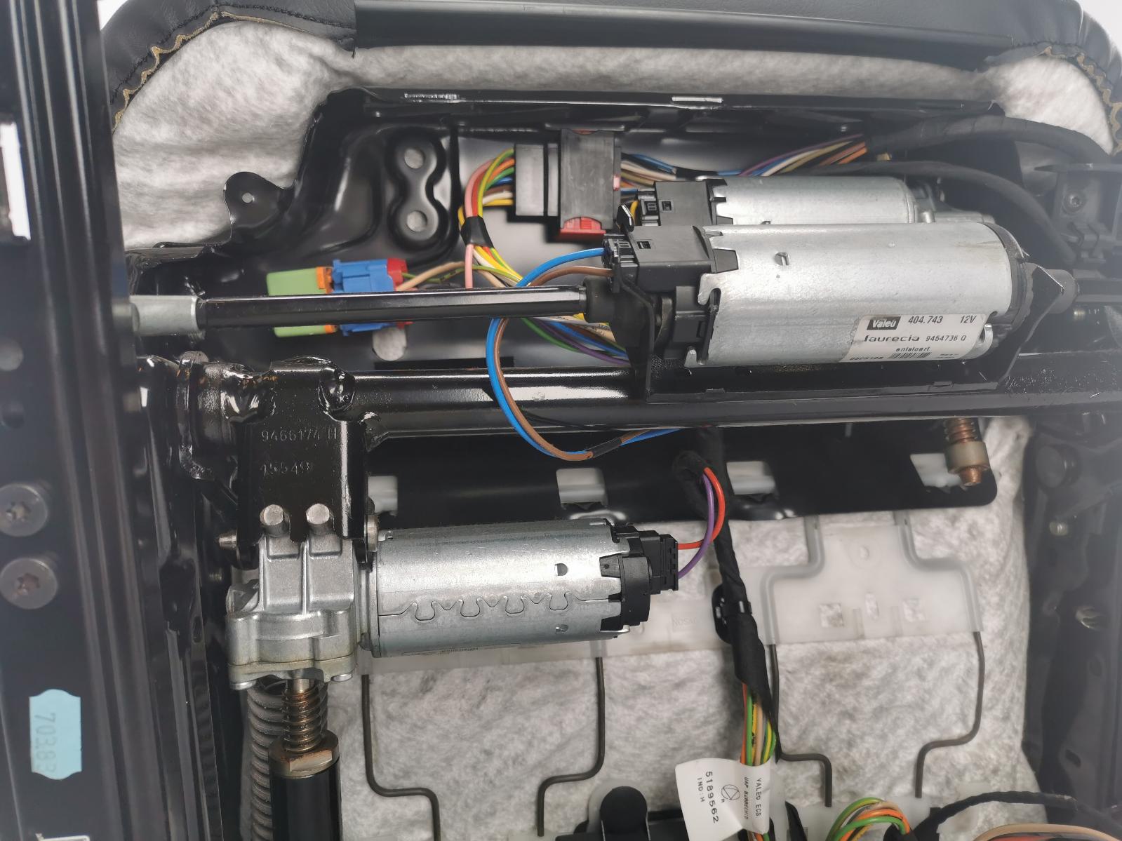 VERWARMING DEFECT ZWART RUW LEDER CLAUDIA L019 CY FT FRAME ELEKTISCH 884610 BEKLEDING +FOAM ZIT 8861JX RUG 8872HR NFP HOOFDSTEUN 8851QY HZD ZWART MISTRAL AIRBAG 8216QK NFP