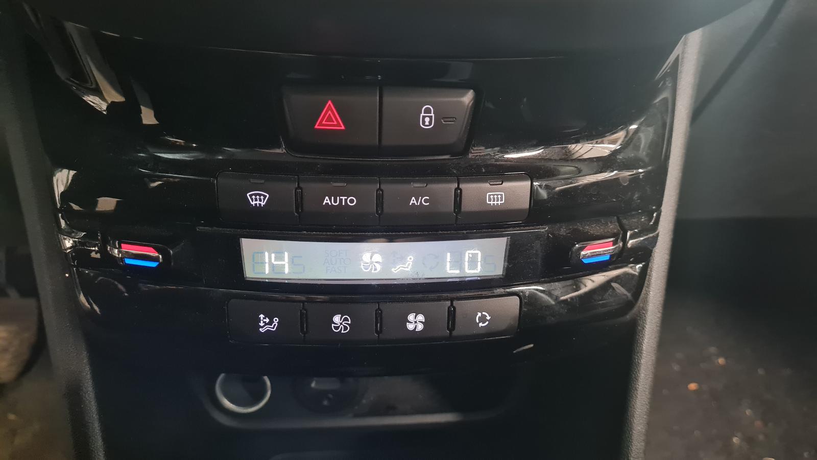 PEUGEOT 208 5 DRS BERLINE
