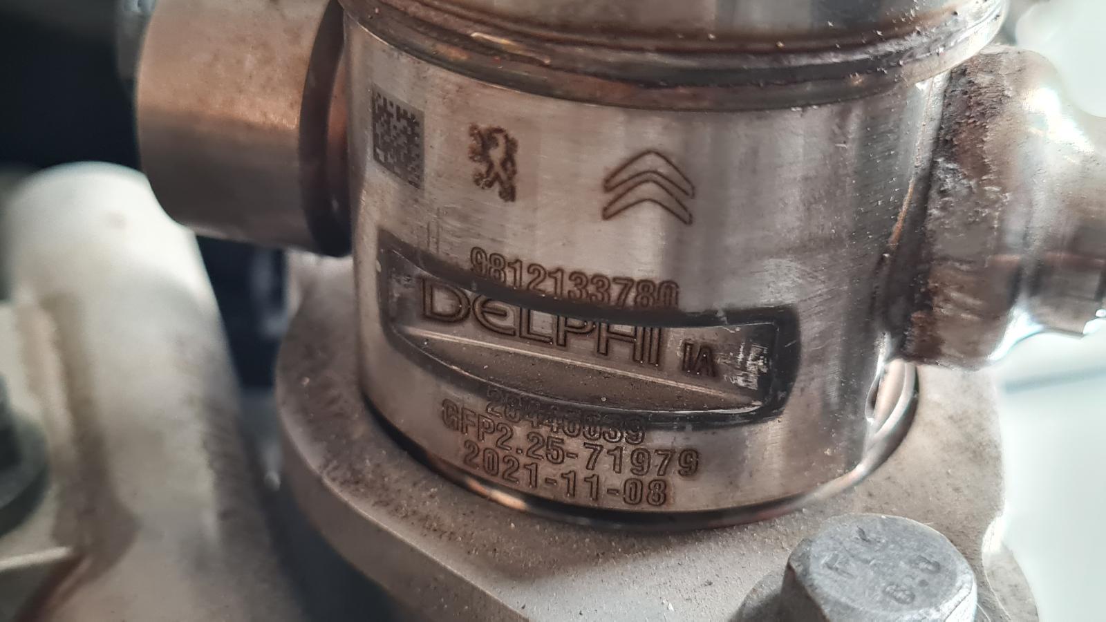 HN05 MET GROENE PEILSTOK MET TURBO TYPE MET DUMPVALVE 9825982080 RP 9836081180 1654509180 MET BRANDSTOF POMP 9812133780 HN05 10TMA5 0064217 1627638180 1627638280